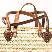 Load image into Gallery viewer, Straw Tote
