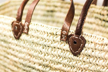 Load image into Gallery viewer, Straw Tote
