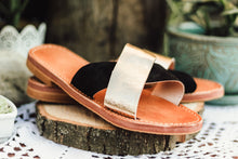 Load image into Gallery viewer, Sandals

