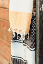 Load image into Gallery viewer, Pashmina/Scarves
